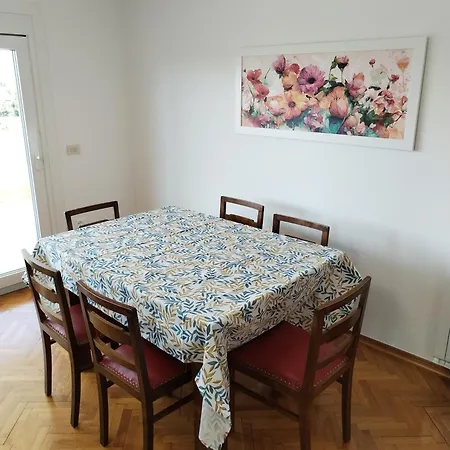 Apartma Zora Lejlighed Pobegi