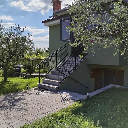Apartament Apartma Zora Pobegi
