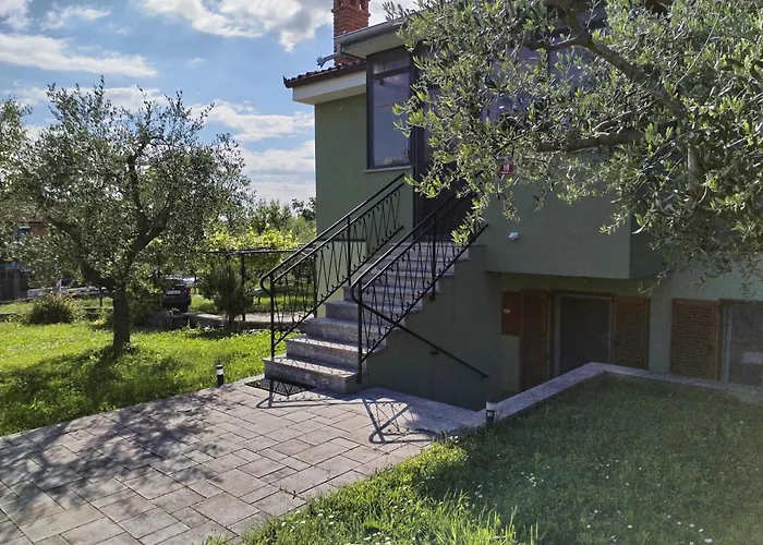 Apartment Apartma Zora Pobegi